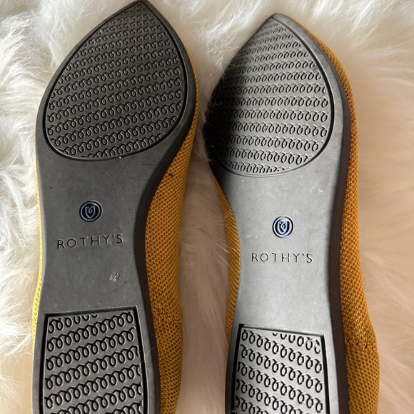 Rothys Point - Picture 2 of 2